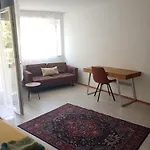 @Bauhaus